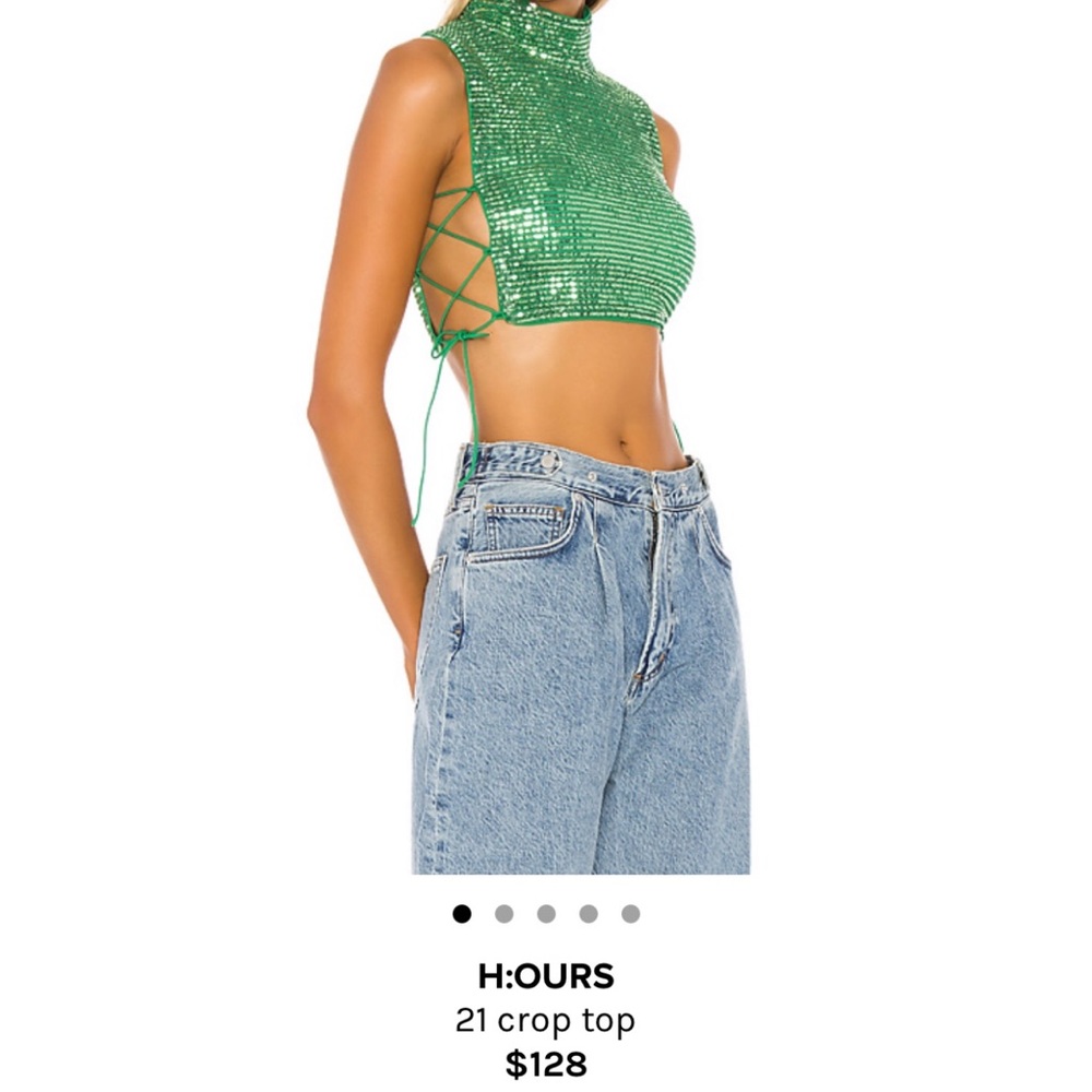IN SEARCH OF REVOLVE H:OURS 21 Crop Top